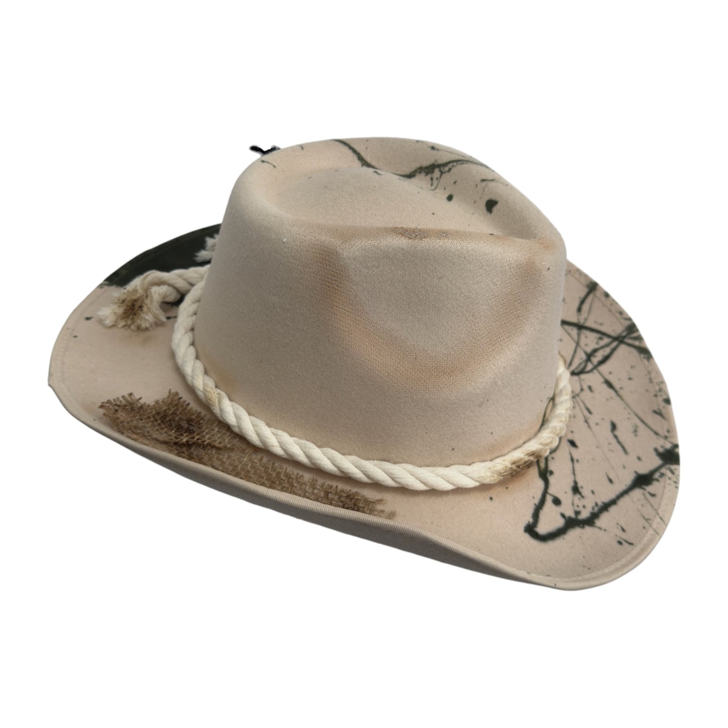 Palarie bej, stil cowboy, handmade, pictata si accesorizata manual, Rusted