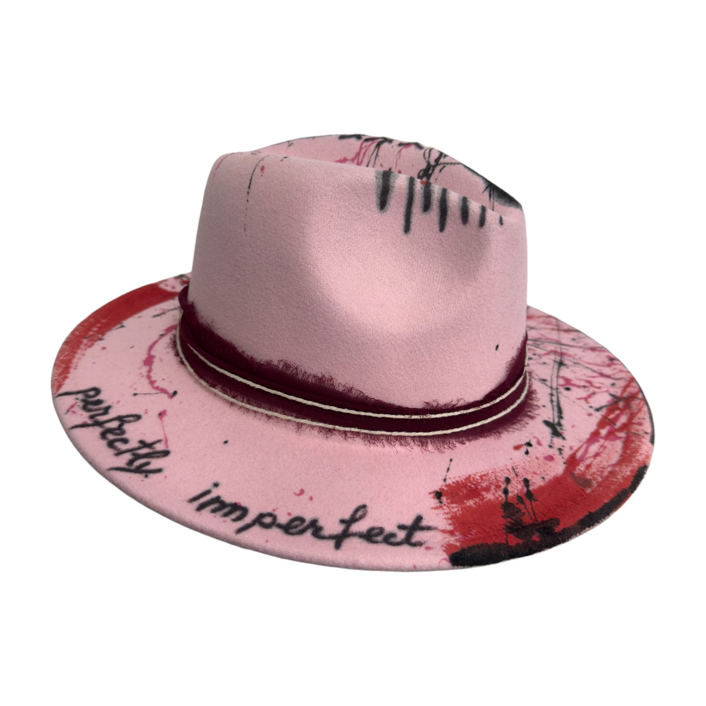 Palarie roz, handmade, pictata si accesorizata manual, Perfectly Imperfect